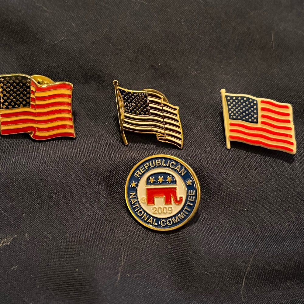 American Vintage Red and White Pin Set